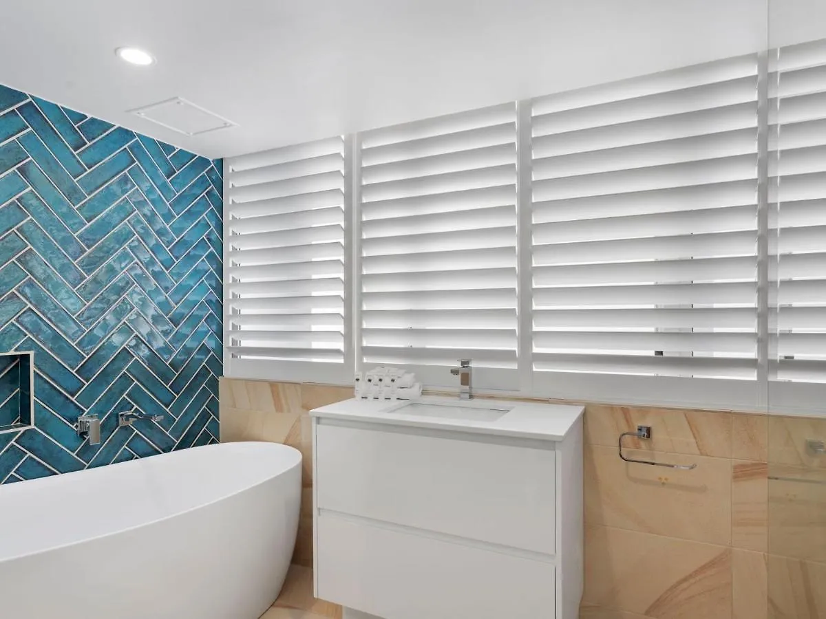 The Penthouses Absolute Beachfront Apartment - Gchm Gold Coast