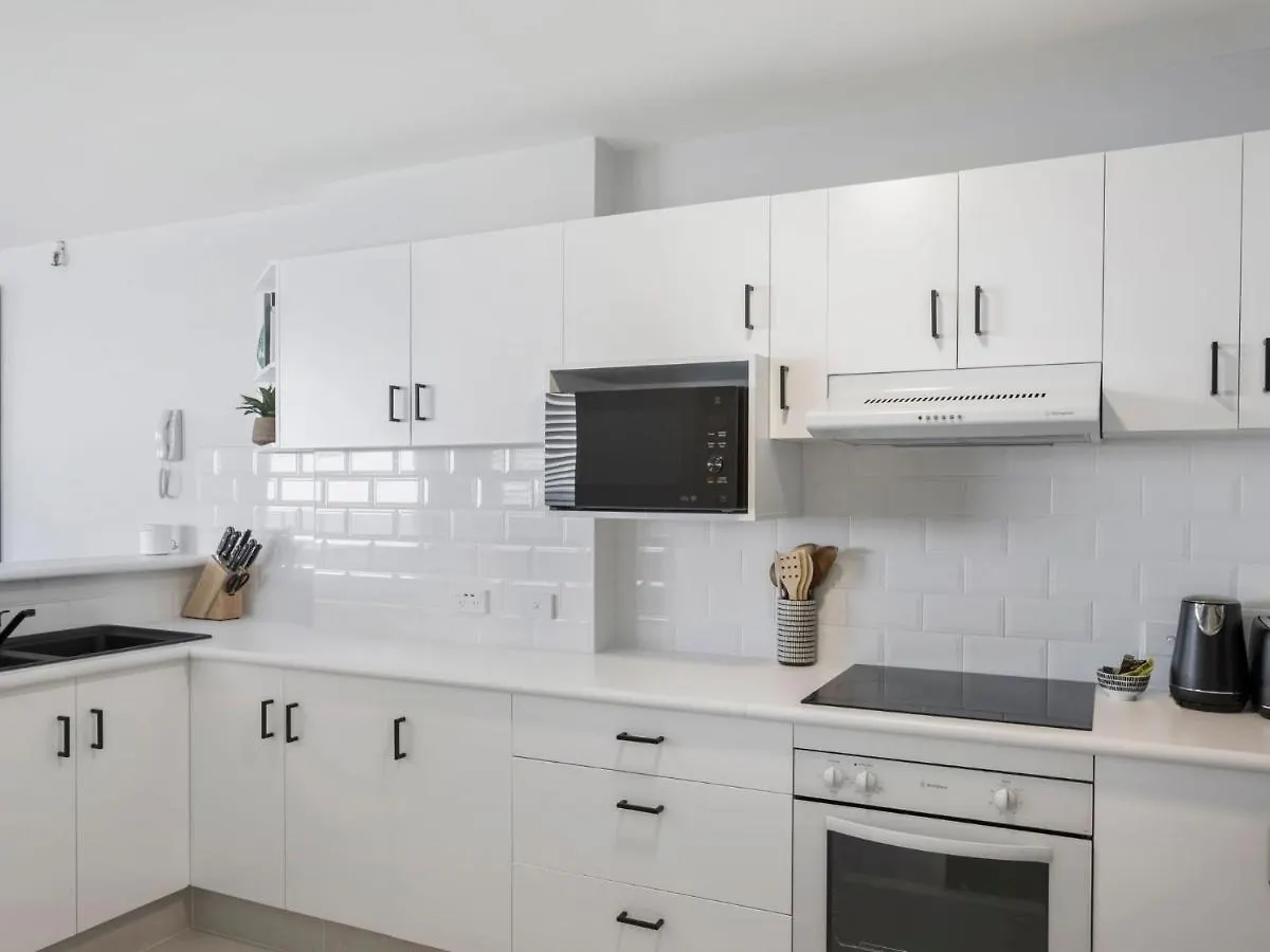 The Penthouses Absolute Beachfront Apartment - Gchm Gold Coast
